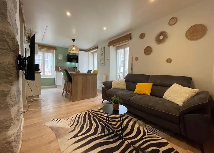 Cosy Jungle Room, Evadez Vous A Saint Claude