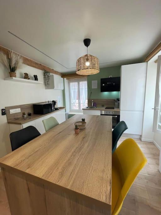 Cosy Jungle Room, Evadez Vous A Claude Apartment *