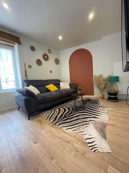 Cosy Jungle Room, Evadez Vous A Claude *